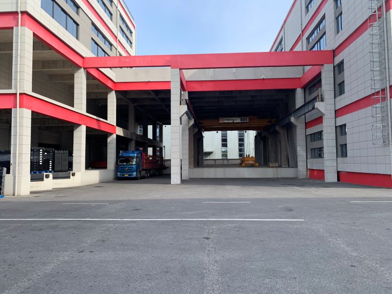 南京溧水008PG国际南京医械GSP仓库，各建筑之间廊桥联通